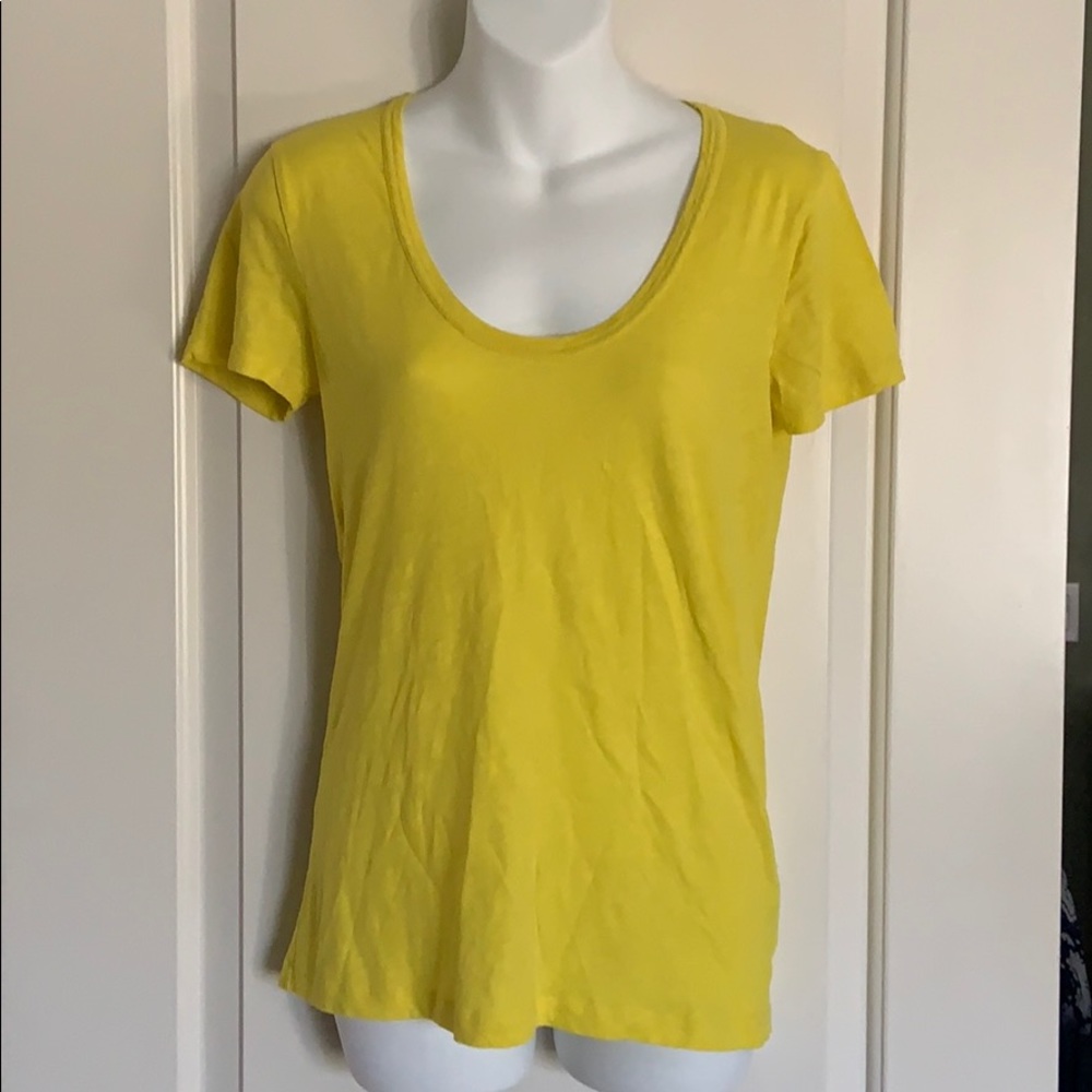 J. Crew yellow T-shirt  Sz s. Vintage collection